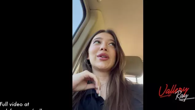 She Was So Desperate to Cum She Couldn't Hold Back and Masturbated in the Taxi
